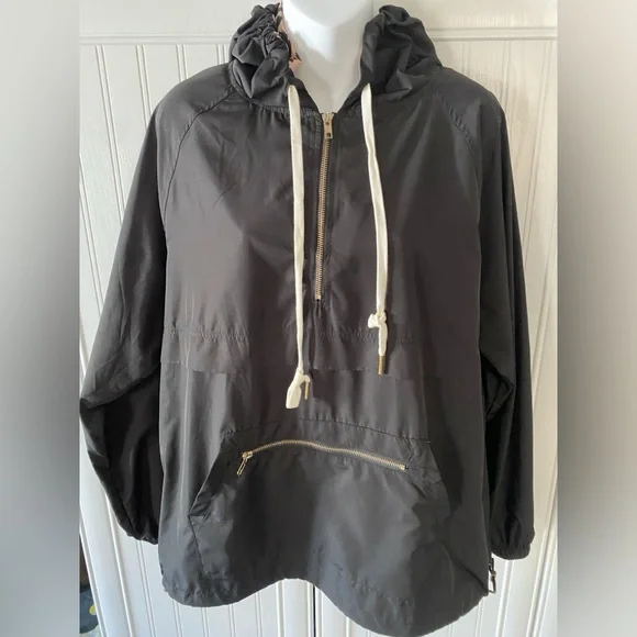 Main Strip Wind Breaker Style Jacket - Picture 5 of 7